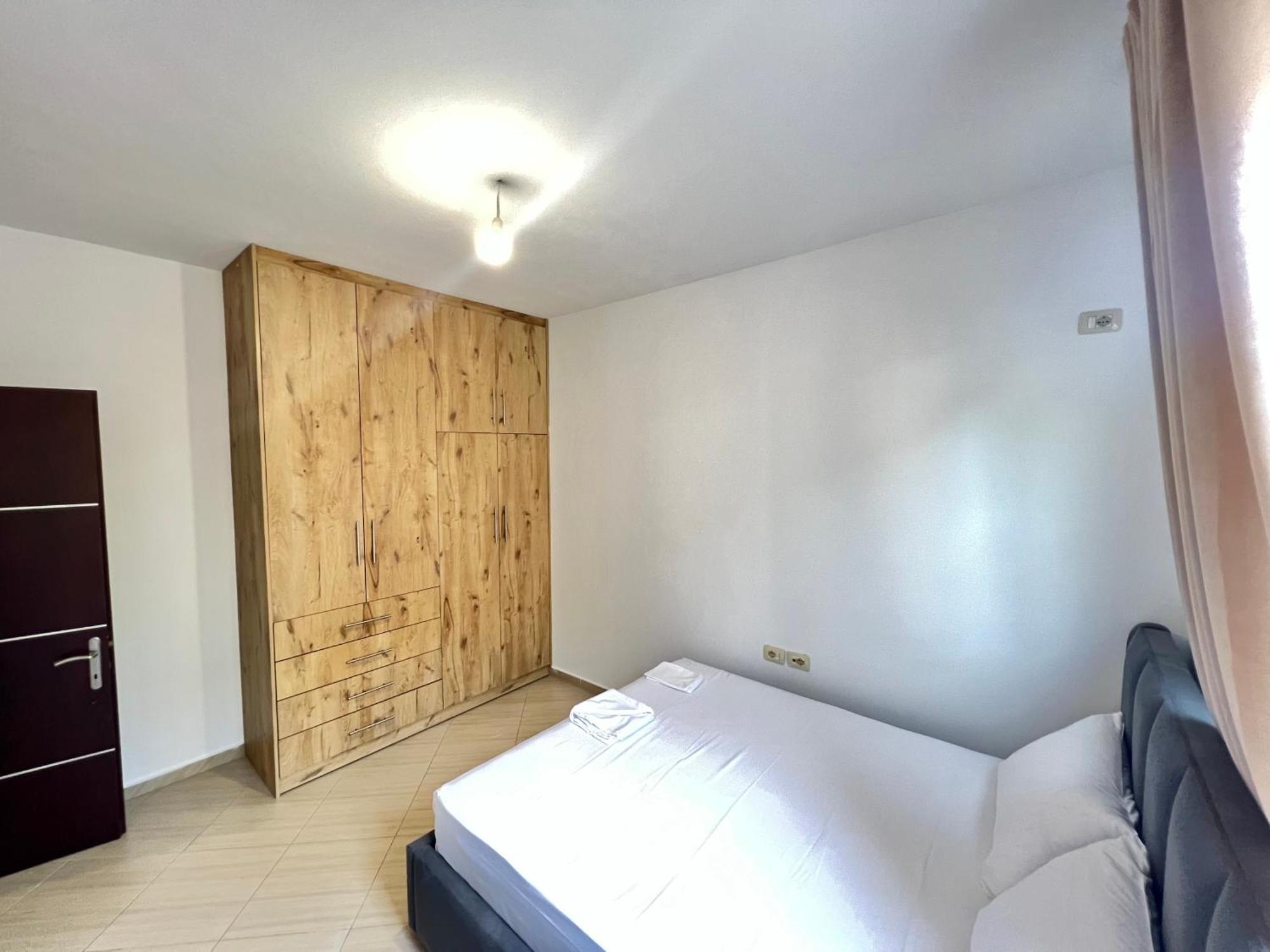 Amar'S Apartments Sarande Bagian luar foto
